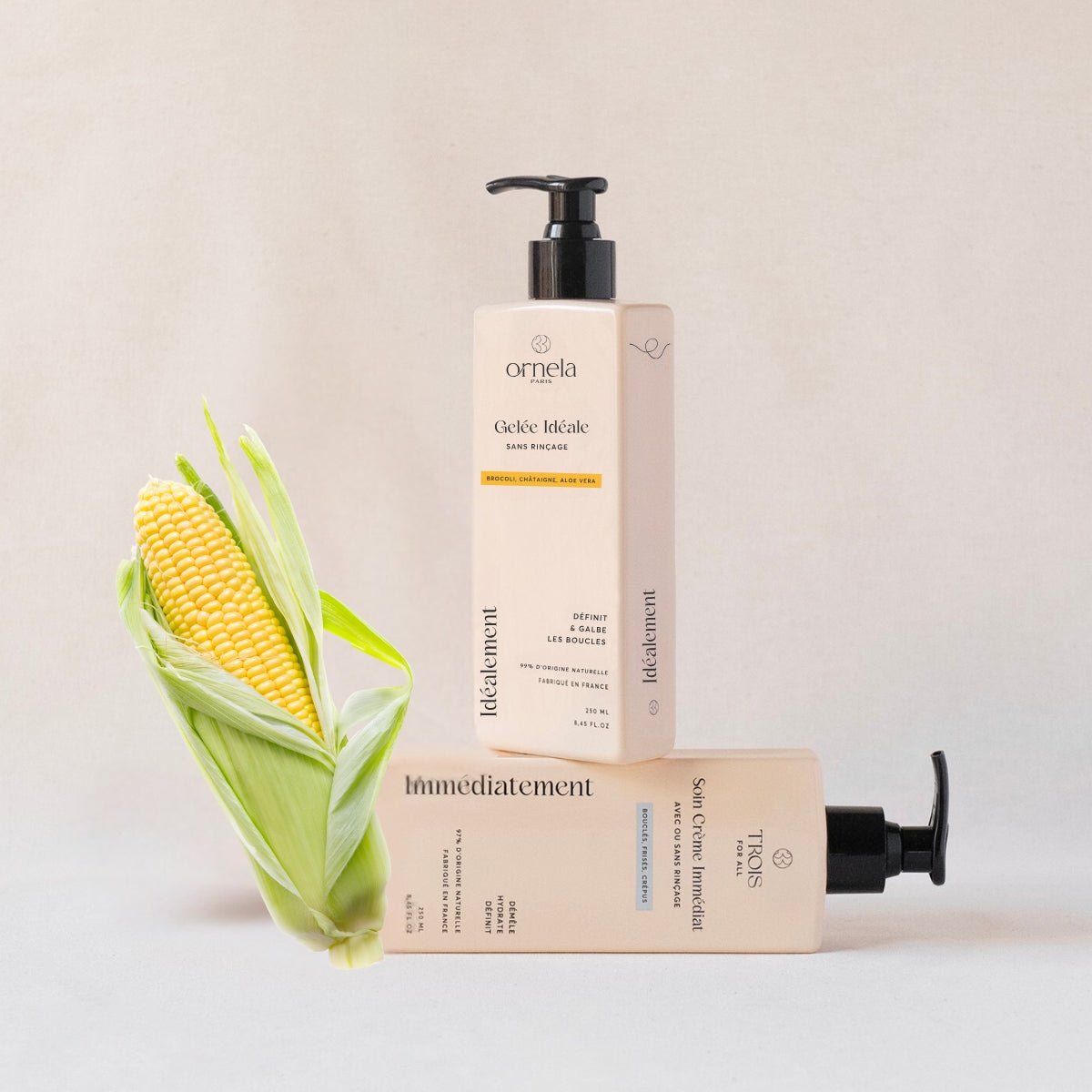 Gelée capillaire pour cheveux bouclés, qui définit, hydrate et sculpte toutes les boucles durablement
Crème capillaire qui hydrate et définit toutes les boucles, produit tout-en-un, avec ou sans rinçage