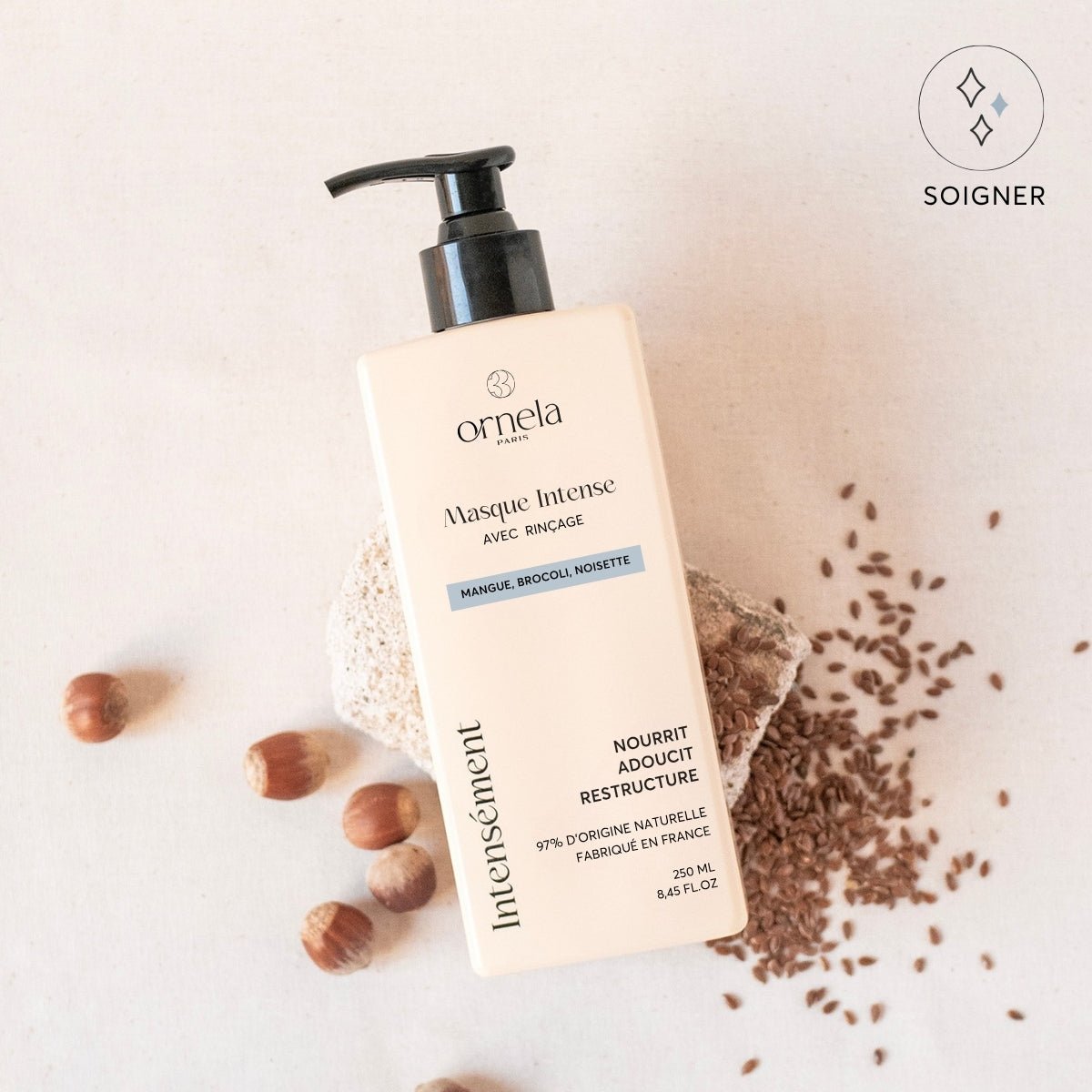 Masque pour cheveux bouclés qui nourrit intensément sans alourdir les boucles
