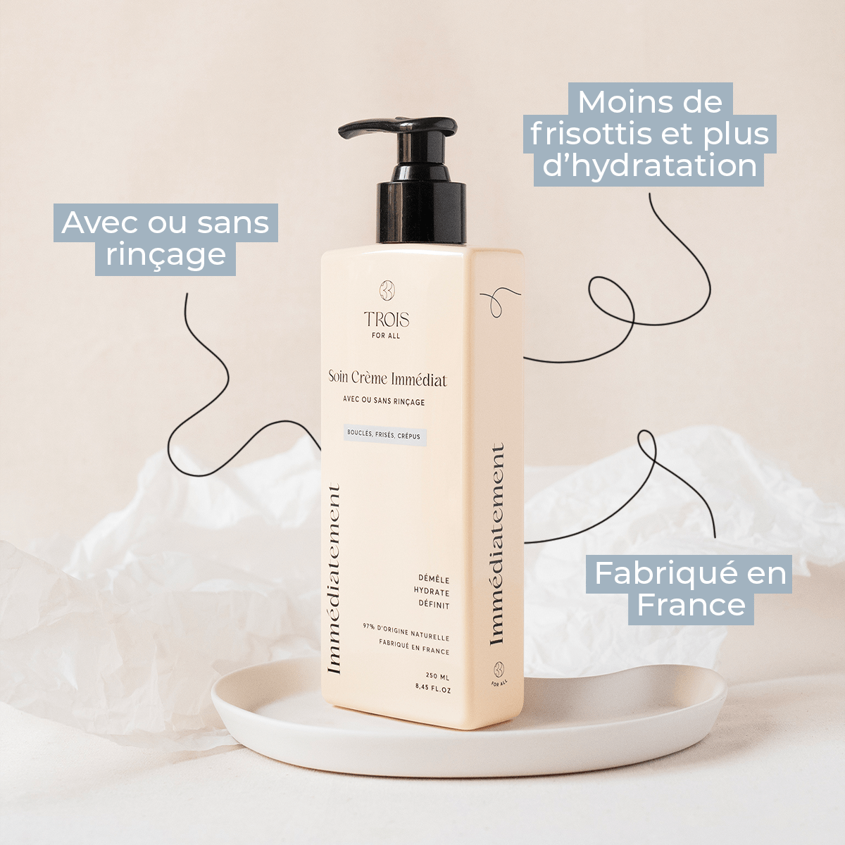 Soin hydratant pour cheveux bouclés fabriqué en France, utilisable avec ou sans rinçage, réduit les frisottis et hydrate les boucles